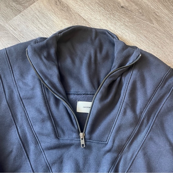 Joah Brown Navy Cropped Sweatshirt - Picture 2 of 3